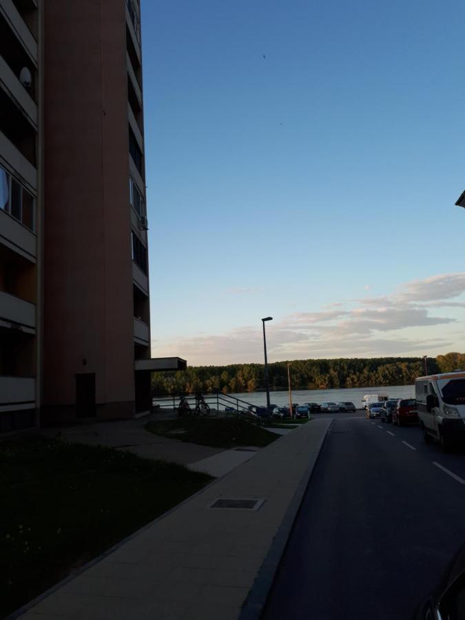 Apartman Panorama Vukovar Exterior foto